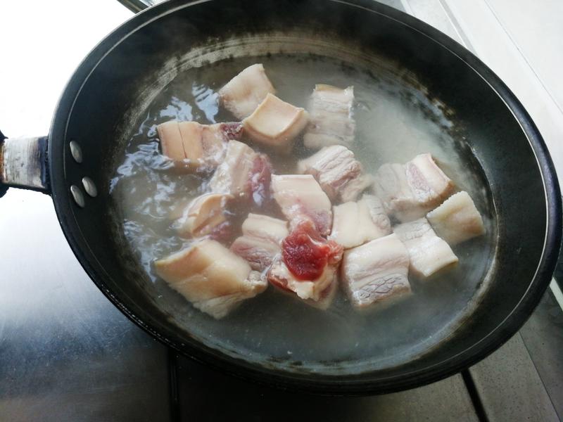 清炖猪肉烹饪艺术，美味佳肴的制作大全